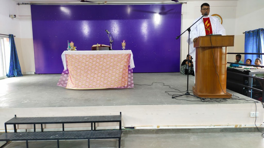  HOLY MASS - OCTOBER