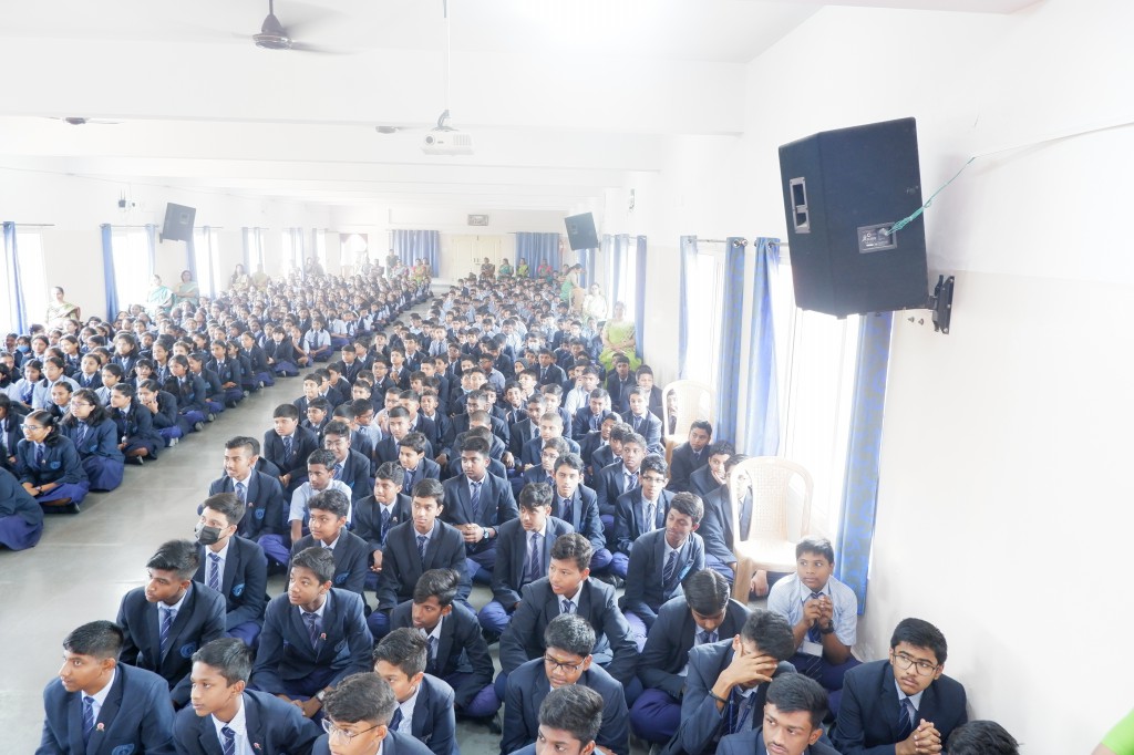2 Reopen Day Photos class I to X